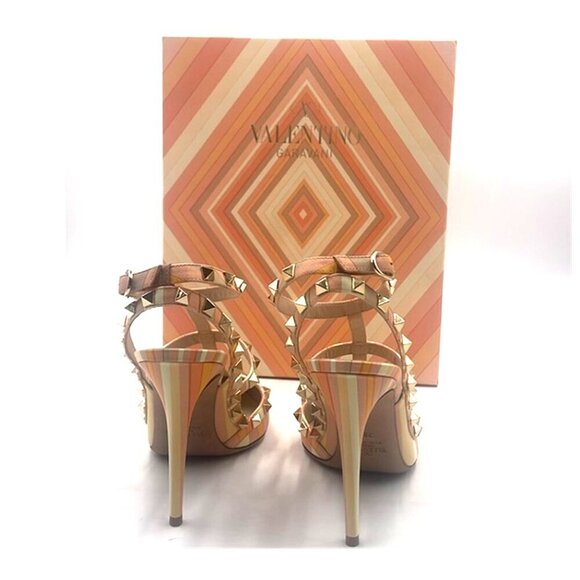 RARE Valentino Rockstud 1975 Pump, size 38.5, US 7, Matching Box NWT, MSRP $1195 - Picture 6 of 16